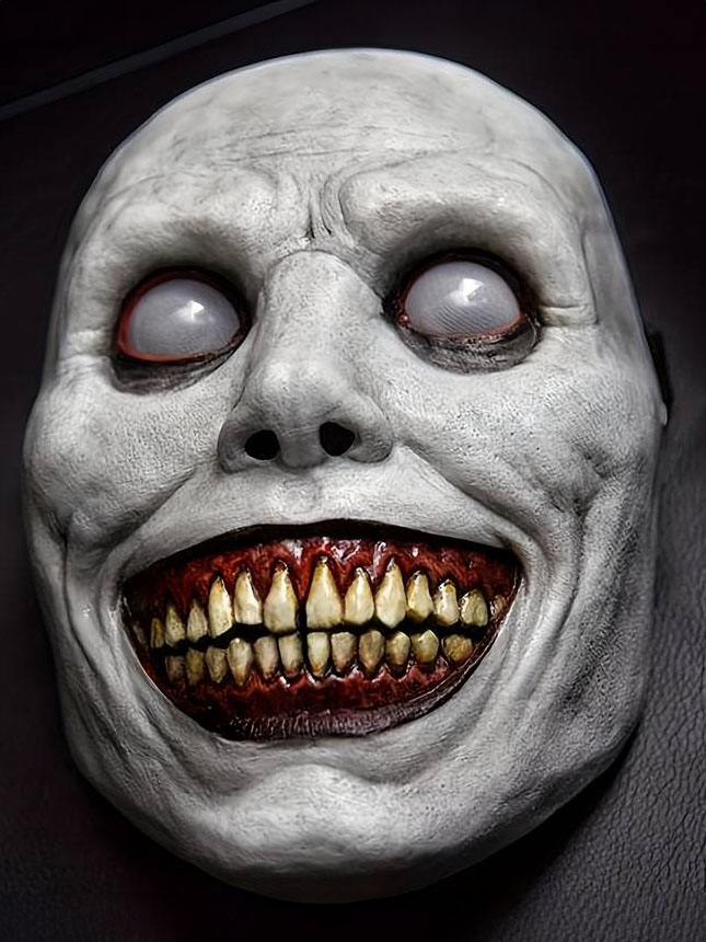 straszna maska egzorcysta halloween